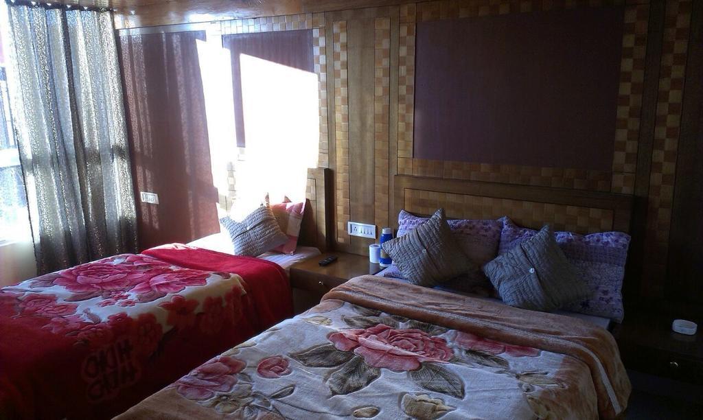 Hotel Orchid Residency , Darjeeling Дарджилінг Номер фото
