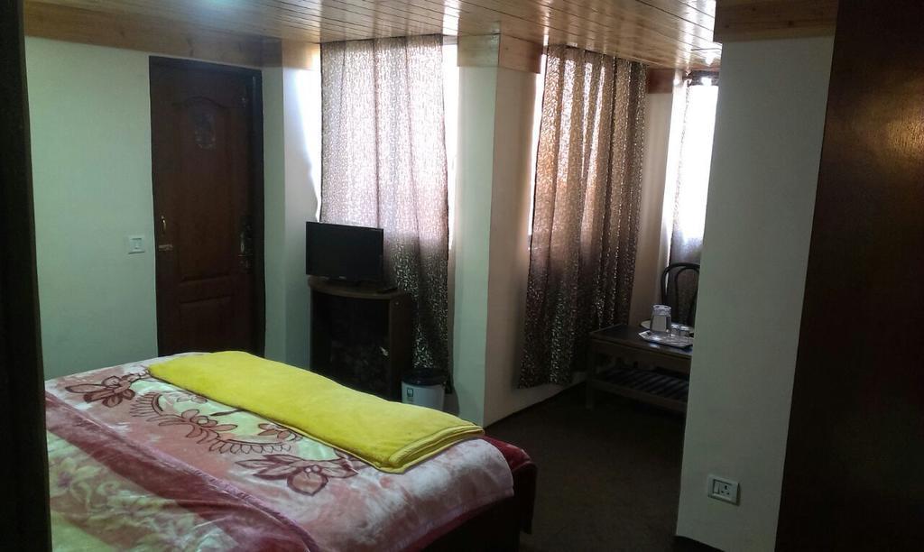 Hotel Orchid Residency , Darjeeling Дарджилінг Номер фото